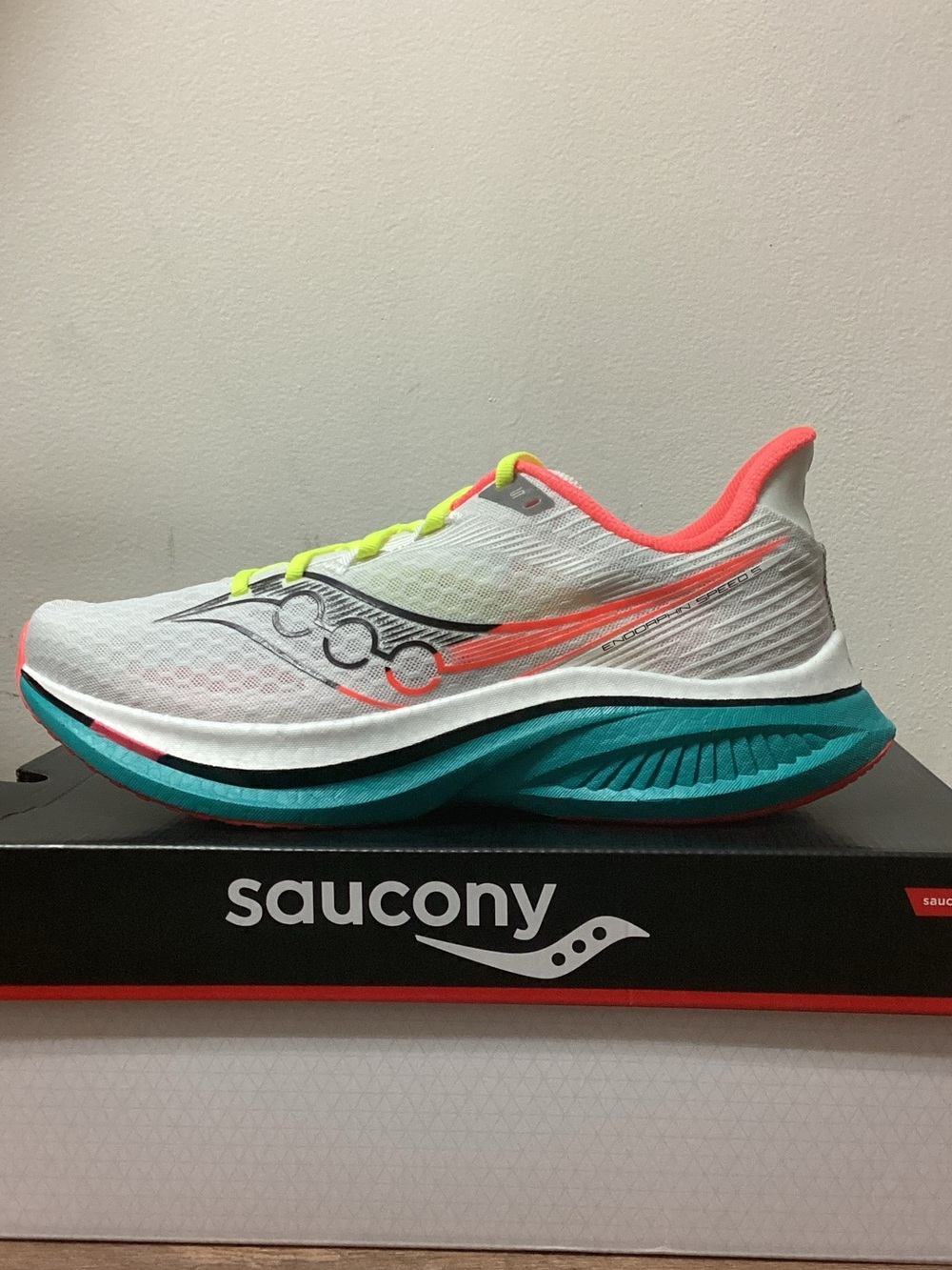 Men’s Saucony Endorphin Speed 5